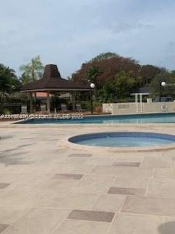 8214 SW 81st Ct 8214, Miami, FL 33143