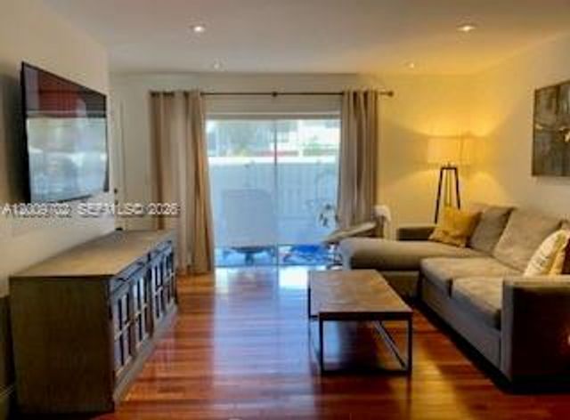 8214 SW 81st Ct 8214, Miami, FL 33143