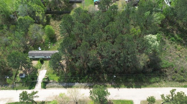 25852 Essex, New Caney, TX 77357