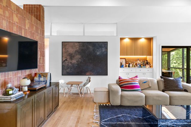 1805 Brookhaven DR, Austin, TX 78704