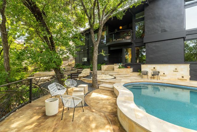 1805 Brookhaven DR, Austin, TX 78704