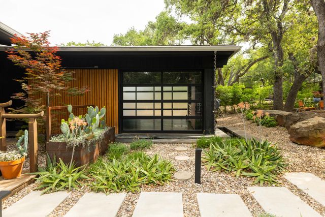 1805 Brookhaven DR, Austin, TX 78704