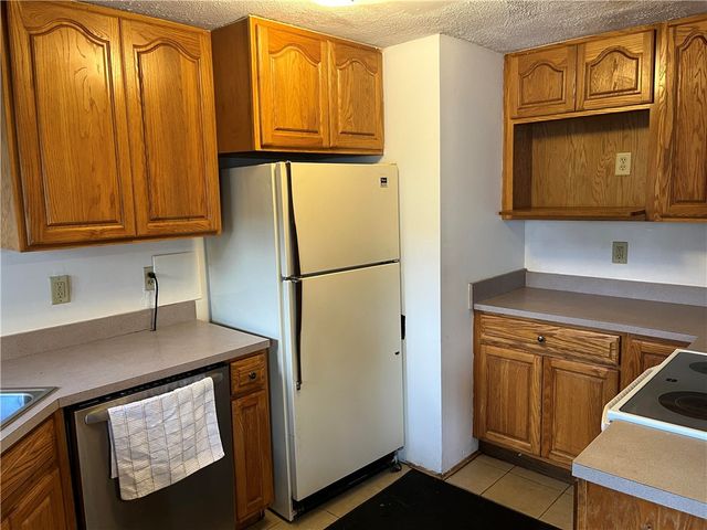 4957 Chesham Drive, Dayton, OH 45424