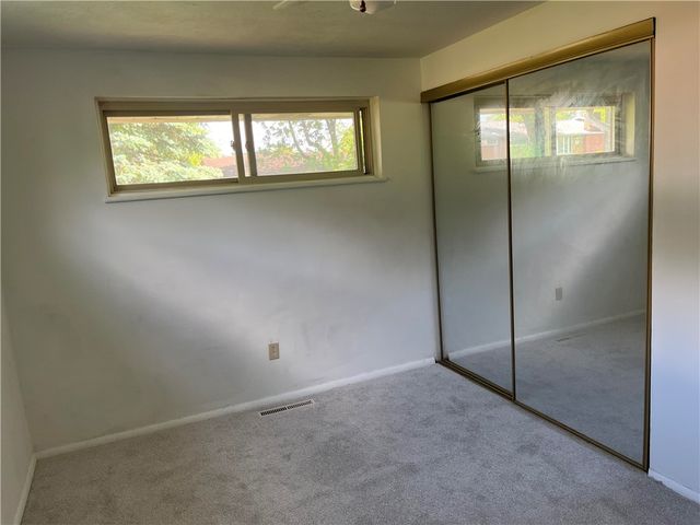 4957 Chesham Drive, Dayton, OH 45424