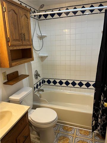 4957 Chesham Drive, Dayton, OH 45424