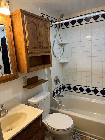 4957 Chesham Drive, Dayton, OH 45424