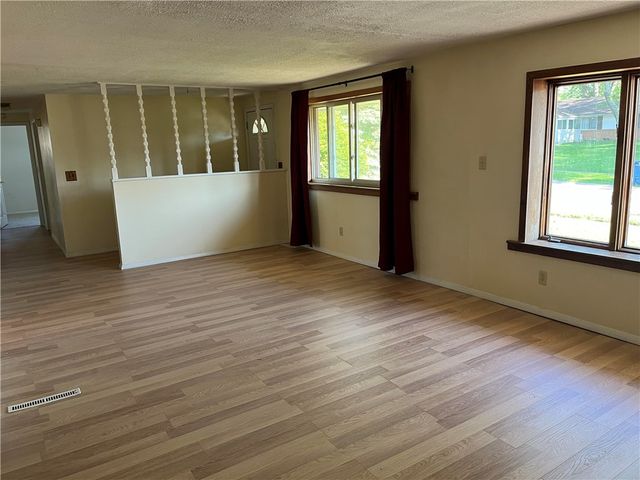4957 Chesham Drive, Dayton, OH 45424