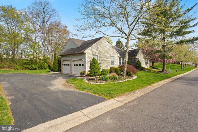 173 CONCORDIA CIR, Monroe Township, NJ 08831