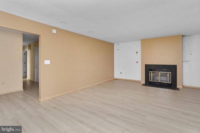 173 CONCORDIA CIR, Monroe Township, NJ 08831