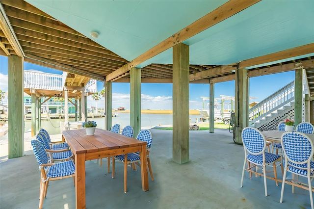 431 Swordfish Lane, Surfside Beach, TX 77541