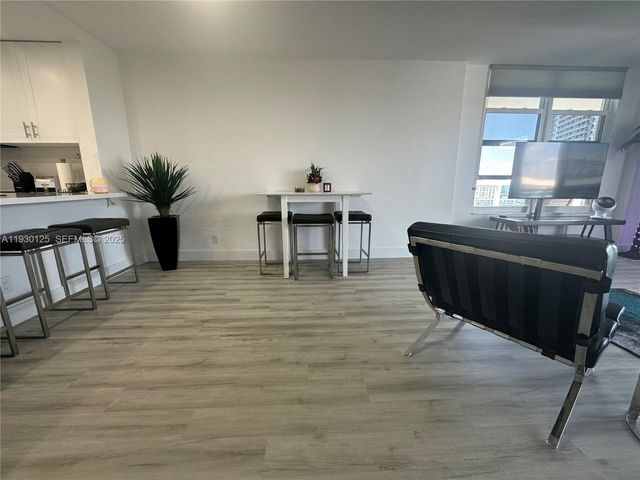 3800 S Ocean Dr 1812, Hollywood, FL 33019