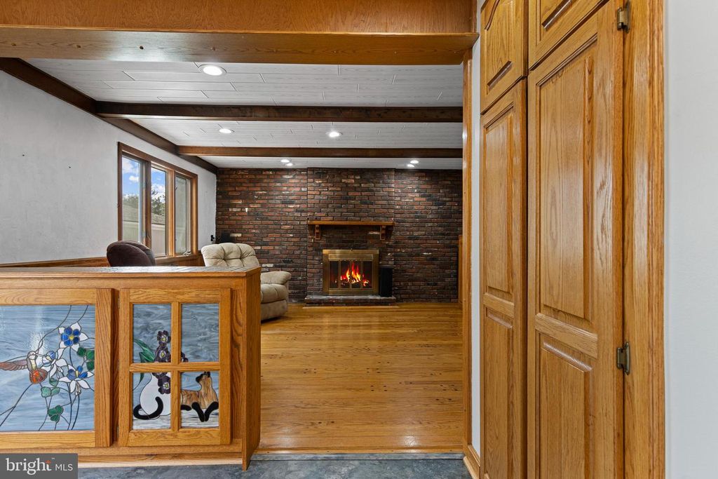 16 GATEHOUSE LN, Cherry Hill, NJ 08003