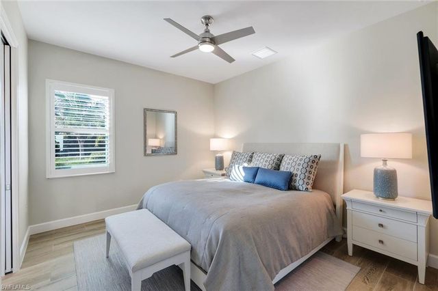 3126 Heather Glen CT, Naples, FL 34114
