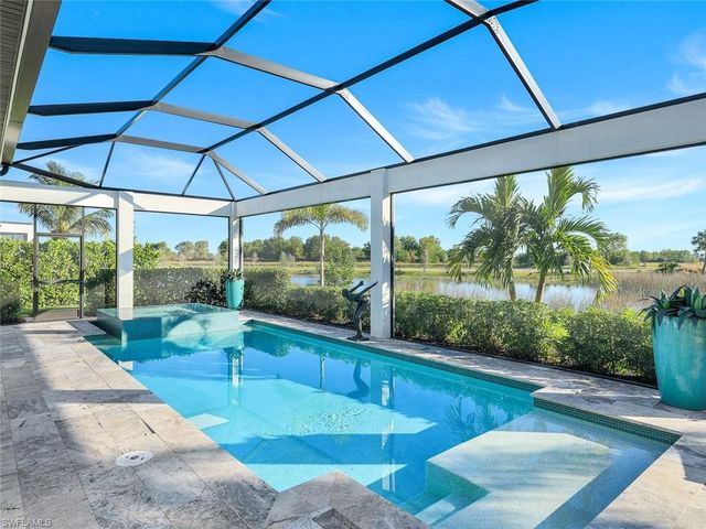 3126 Heather Glen CT, Naples, FL 34114