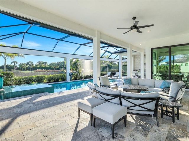 3126 Heather Glen CT, Naples, FL 34114