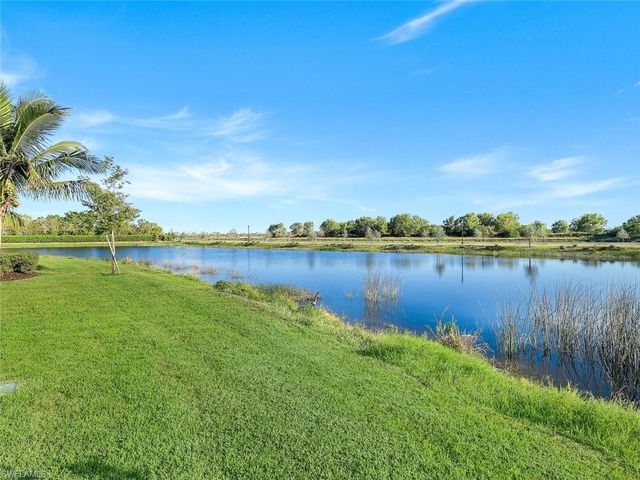 3126 Heather Glen CT, Naples, FL 34114