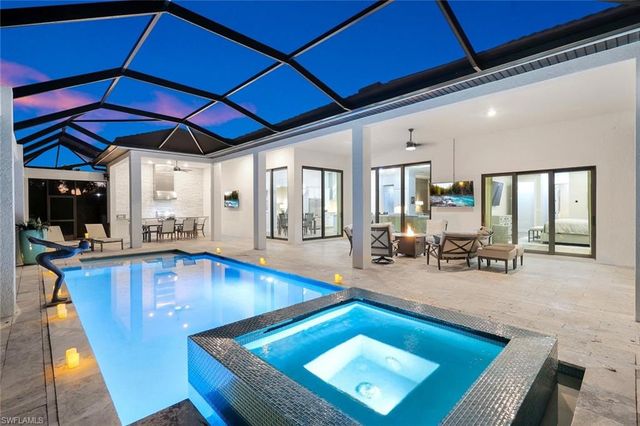 3126 Heather Glen CT, Naples, FL 34114
