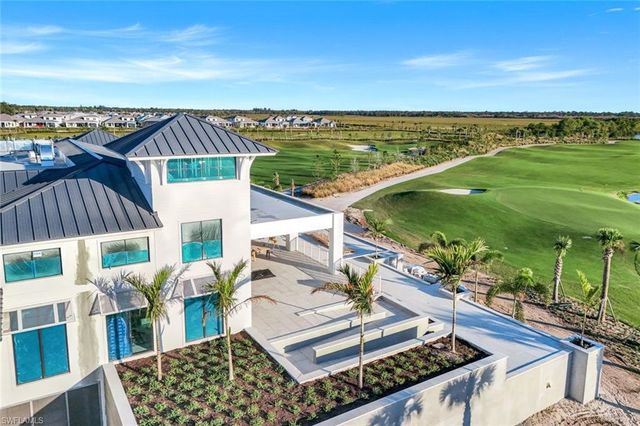 3126 Heather Glen CT, Naples, FL 34114