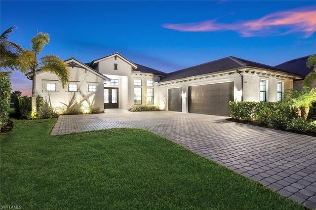 3126 Heather Glen CT, Naples, FL 34114