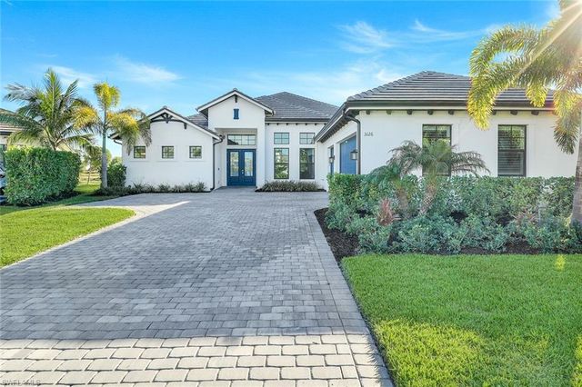 3126 Heather Glen CT, Naples, FL 34114