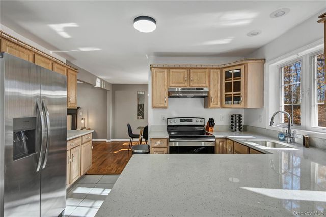 64 Blaha Lane, Bloomingburg, NY 12721