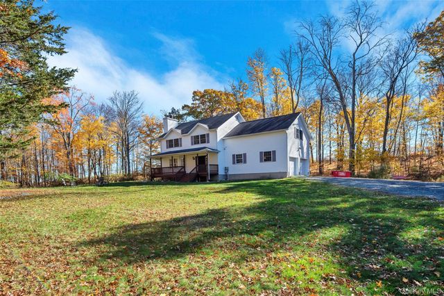 64 Blaha Lane, Bloomingburg, NY 12721