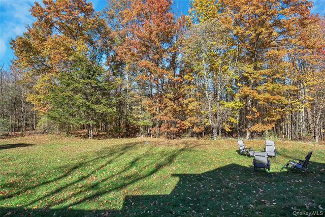 64 Blaha Lane, Bloomingburg, NY 12721
