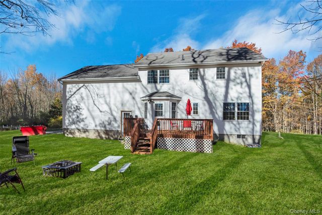 64 Blaha Lane, Bloomingburg, NY 12721