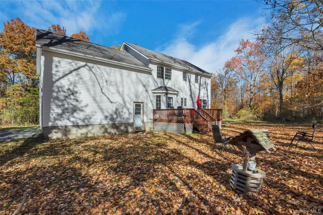 64 Blaha Lane, Bloomingburg, NY 12721