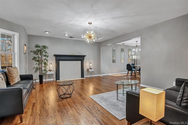 64 Blaha Lane, Bloomingburg, NY 12721
