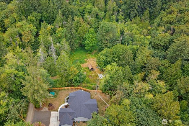 915 174th Avenue NW, Lakebay, WA 98349