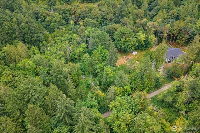 915 174th Avenue NW, Lakebay, WA 98349