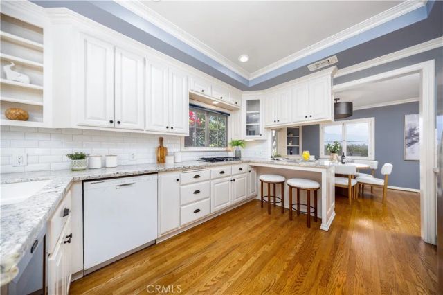 355 Malcolm Drive, Pasadena, CA 91105