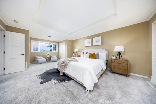 355 Malcolm Drive, Pasadena, CA 91105