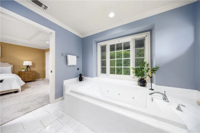 355 Malcolm Drive, Pasadena, CA 91105