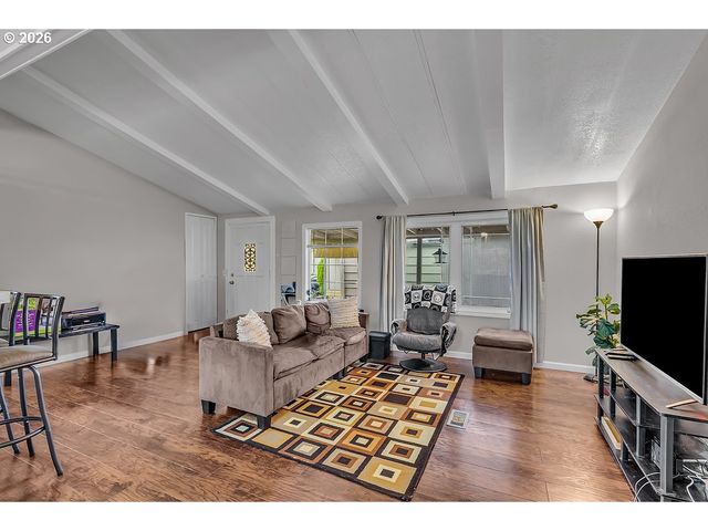 791 Sw VALLEY FORGE Way 345, Beaverton, OR 97006