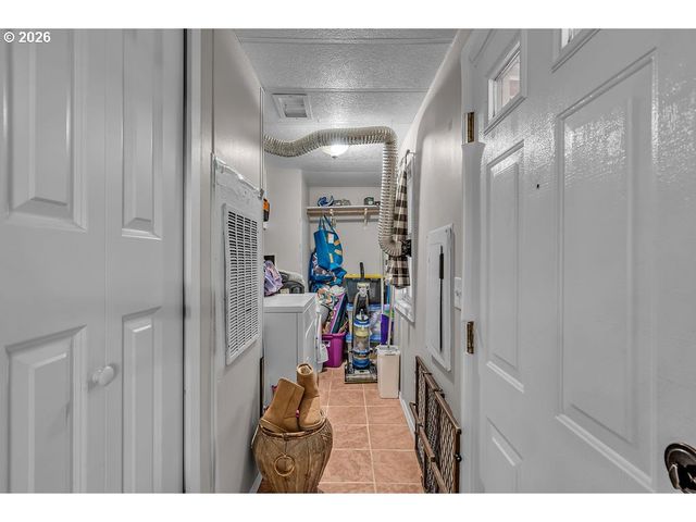 791 Sw VALLEY FORGE Way 345, Beaverton, OR 97006