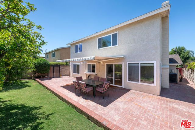 8324 Beckford Avenue, Los Angeles, CA 91324