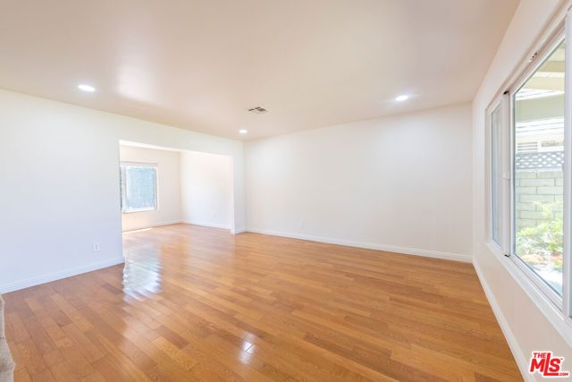 8324 Beckford Avenue, Los Angeles, CA 91324