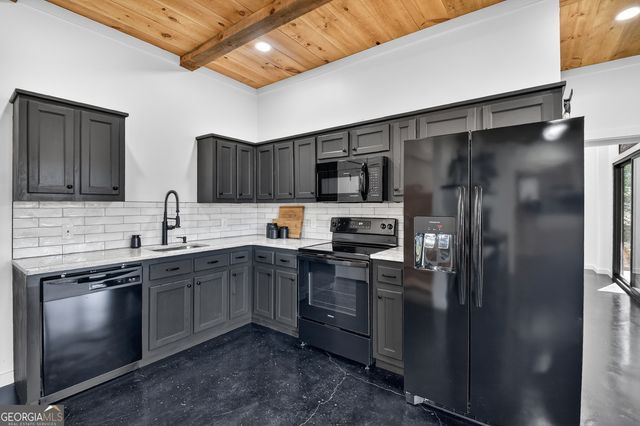 238 Hooch Holler Lane, Morganton, GA 30560