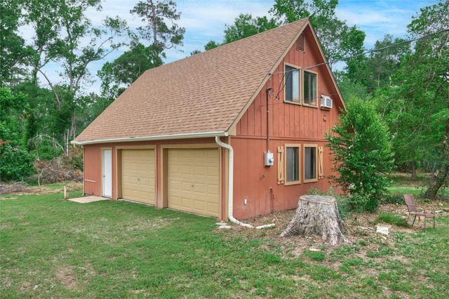 18233 Country Place Drive, Conroe, TX 77302