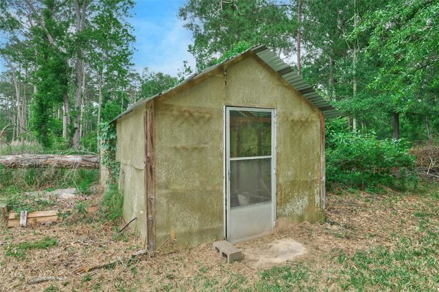 18233 Country Place Drive, Conroe, TX 77302