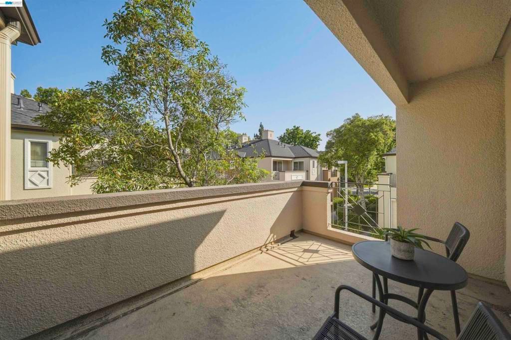 Image 23 of property listing at 690 Applause Pl, San Jose, CA 95134