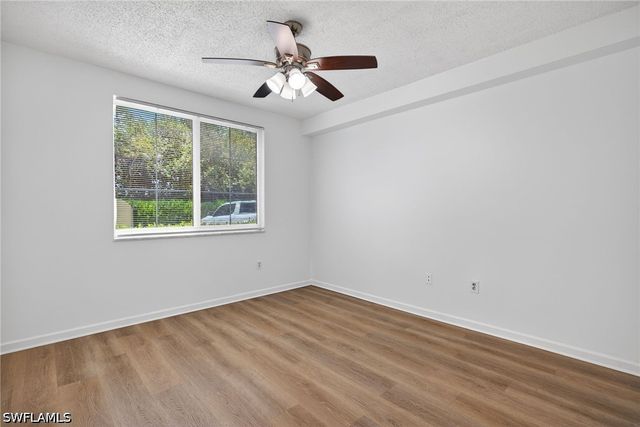 1200 Reserve WAY 105, Naples, FL 34105