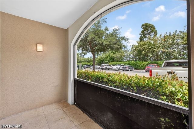 1200 Reserve WAY 105, Naples, FL 34105