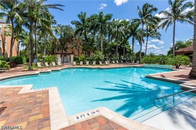 1200 Reserve WAY 105, Naples, FL 34105