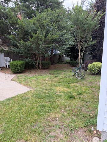 7 Chestnut Street, Westbury, NY 11590