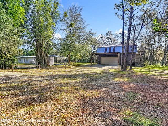 5200 W Holiday Street, Homosassa, FL 34446
