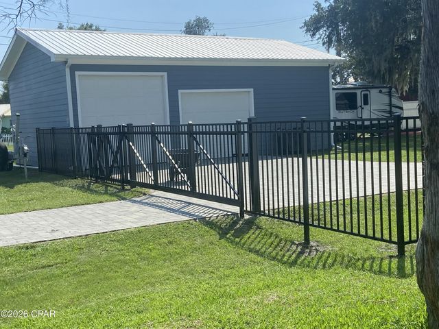 2311 Mound Avenue, Panama City, FL 32405
