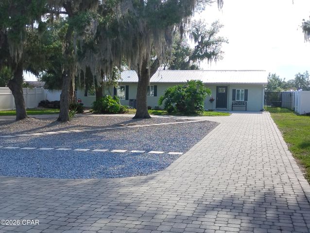 2311 Mound Avenue, Panama City, FL 32405
